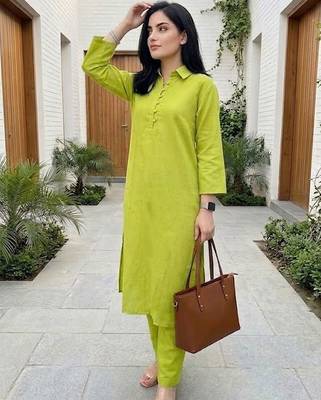 Women Regular Kurta with Trousers 1