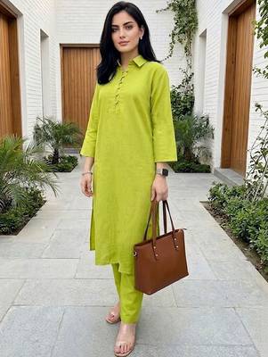 Women Regular Kurta with Trousers 4