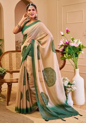 Beige shimmer printed zari saree with unstitched blouse piece. 5