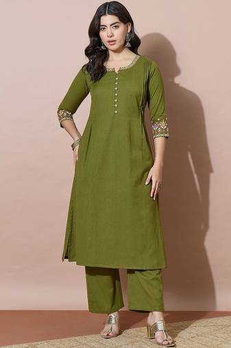 Women Ethnic Motifs Embroidered Regular Thread Work Kurta with Palazzos