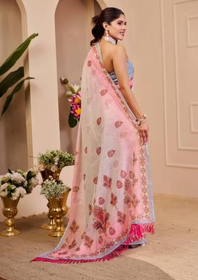 Pink shimmer printed zari saree with unstitched blouse piece. 5