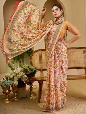 Peach shimmer printed zari saree with unstitched blouse piece. 2