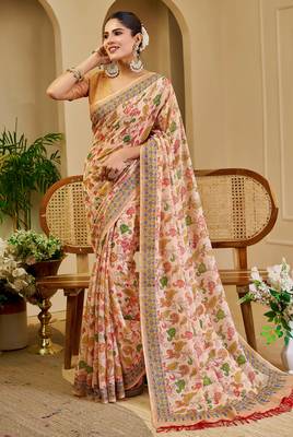 Peach shimmer printed zari saree with unstitched blouse piece. 3