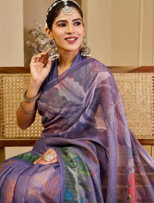 Purple shimmer printed zari saree with unstitched blouse piece. 4