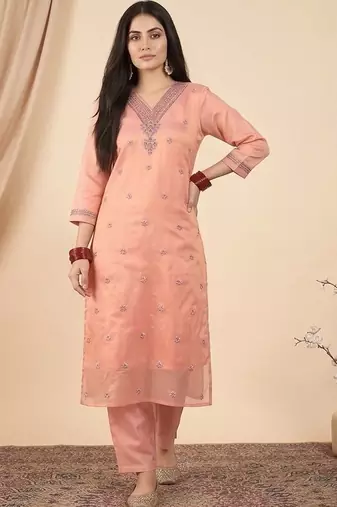 Women Ethnic Motifs Embroidered Regular Thread Work Kurta with Trousers & With Dupatta