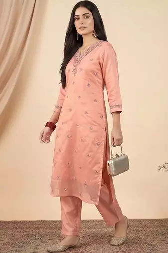 Women Ethnic Motifs Embroidered Regular Thread Work Kurta with Trousers & With Dupatta