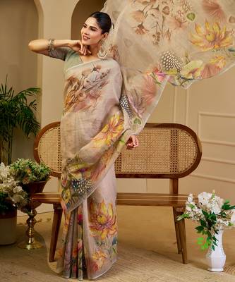 Grey shimmer printed zari saree with unstitched blouse piece. 1