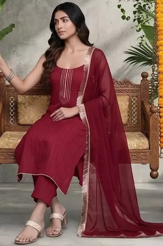 Women Ethnic Motifs Regular Thread Work Silk Crepe Kurta with Trousers & With Dupatta
