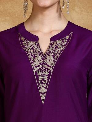 Women Floral Embroidered Kurta with Trousers & Dupatta 4