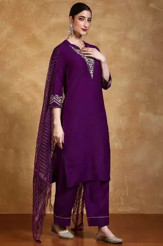 Women Floral Embroidered Kurta with Trousers & Dupatta