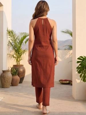 Regular Silk Crepe Kurta with Trousers 7