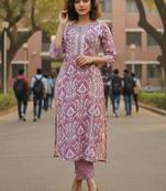 Women Floral Printed Regular  Cotton Kurta with Trousers & With Dupatta