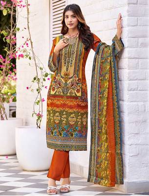 Women Printed Regular Beads and Stones Kurta with Trousers & With Dupatta 1