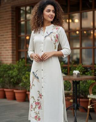 Women Floral Embroidered Regular Thread Work Kurta with Trousers 2