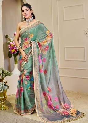 Sea green shimmer printed zari saree with unstitched blouse piece. 3