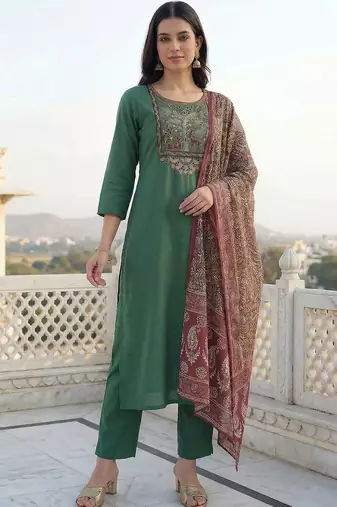 Women Ethnic Motifs Embroidered Regular Thread Work Kurta with Trousers & With Dupatta