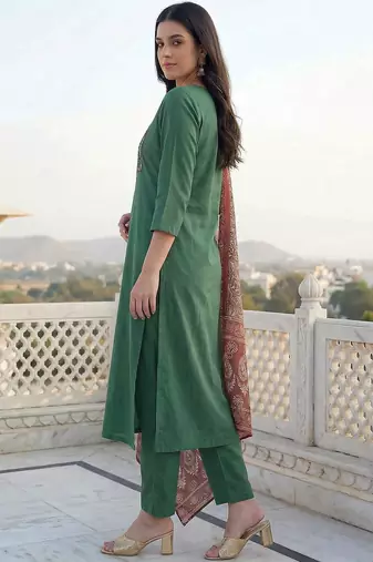 Women Ethnic Motifs Embroidered Regular Thread Work Kurta with Trousers & With Dupatta