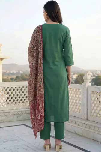 Women Ethnic Motifs Embroidered Regular Thread Work Kurta with Trousers & With Dupatta