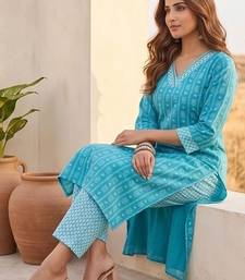 Women Ethnic Motifs Printed Regular Kurta with Trousers & With Dupatta