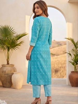 Women Ethnic Motifs Printed Regular Kurta with Trousers & With Dupatta 4