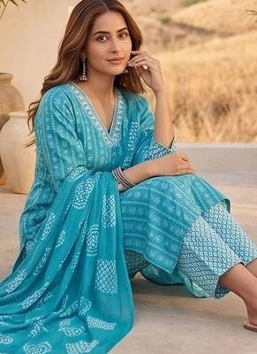 Women Ethnic Motifs Printed Regular Kurta with Trousers & With Dupatta 7