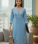 Women Ethnic Motifs Embroidered Regular Thread Work Kurta with Trousers