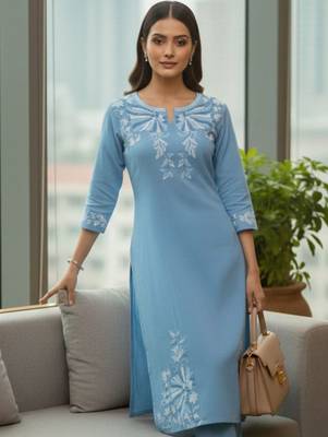 Women Ethnic Motifs Embroidered Regular Thread Work Kurta with Trousers 6