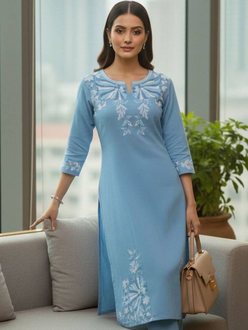 Women Ethnic Motifs Embroidered Regular Thread Work Kurta with Trousers
