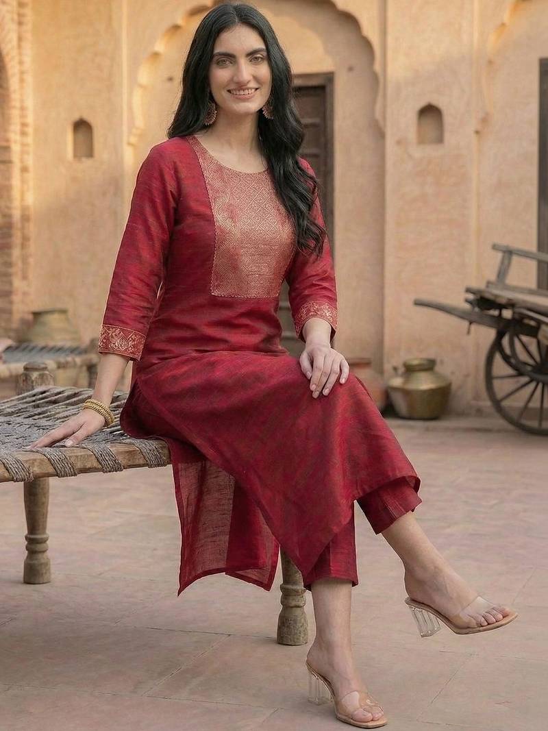Women Regular Patchwork Kurta with Trousers