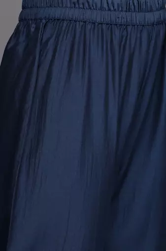 Women Ethnic Motifs Embroidered Regular Kurta with Trousers & With Dupatta