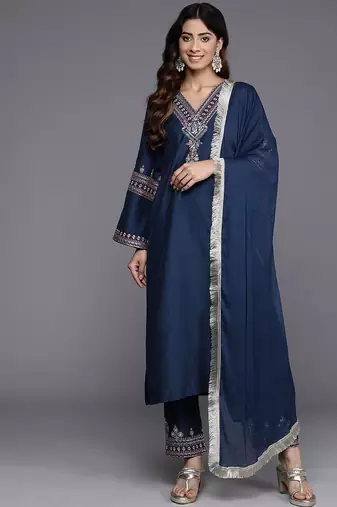 Women Ethnic Motifs Embroidered Regular Kurta with Trousers & With Dupatta