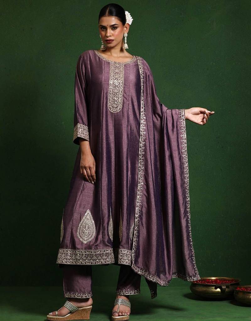 Ethnic Motifs Embroidered Round Neck A-Line Kurta With Trousers And Dupatta