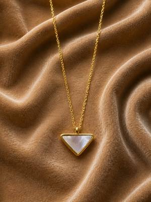18k gold plated mop triangle pendant necklace 3