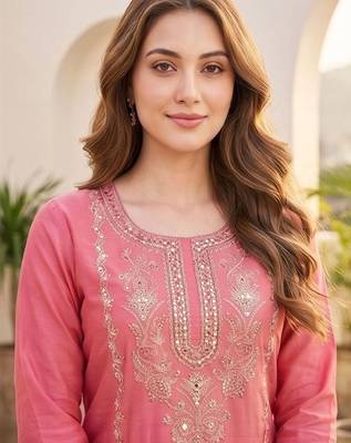 Women Ethnic Motifs Embroidered Regular Thread Work Kurta with Trousers & With Dupatta 5