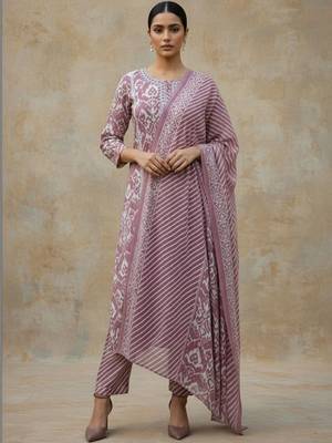 Women Floral Printed Regular  Cotton Kurta with Trousers & With Dupatta 1