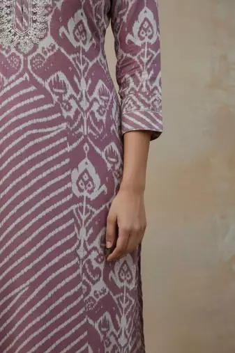 Women Floral Printed Regular Pure Cotton Kurta with Trousers & With Dupatta