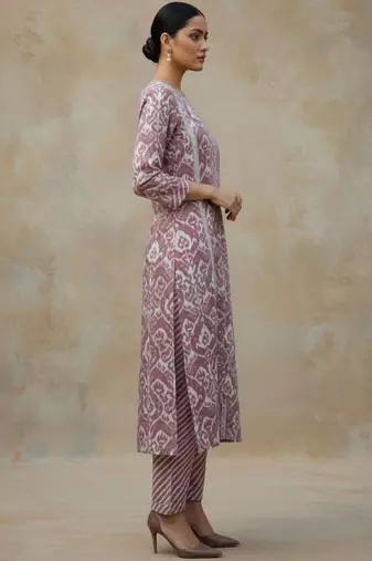 Women Floral Printed Regular Pure Cotton Kurta with Trousers & With Dupatta