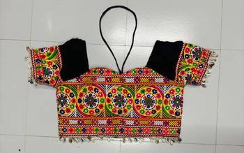 Black rayon sweetheart neck embroidered blouse | navratri garba & dandiya outfit padded 2
