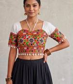 White rayon sweetheart neck embroidered blouse | navratri garba & dandiya outfit padded