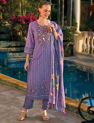 Floral Embroidered Regular Thread Work  Cotton Kurta With Trousers & Dupatta 5