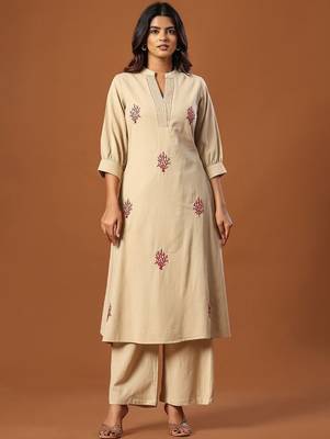 Women Ethnic Motifs Embroidered Regular Thread Work  Cotton Kurta with Palazzos 1