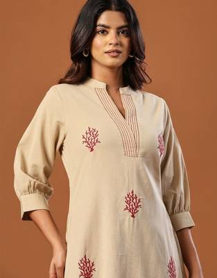Women Ethnic Motifs Embroidered Regular Thread Work  Cotton Kurta with Palazzos 4