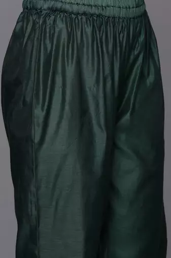Floral Embroidered Regular Chanderi Silk Zari Republic Day Kurta with Trousers & Dupatta