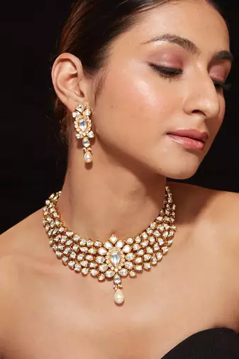 Gold plated kundan necklace set
