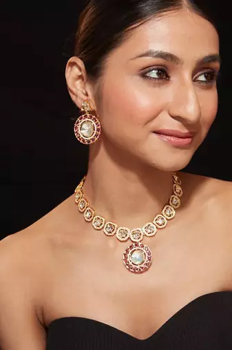 Gold plated ruby red stone necklace set