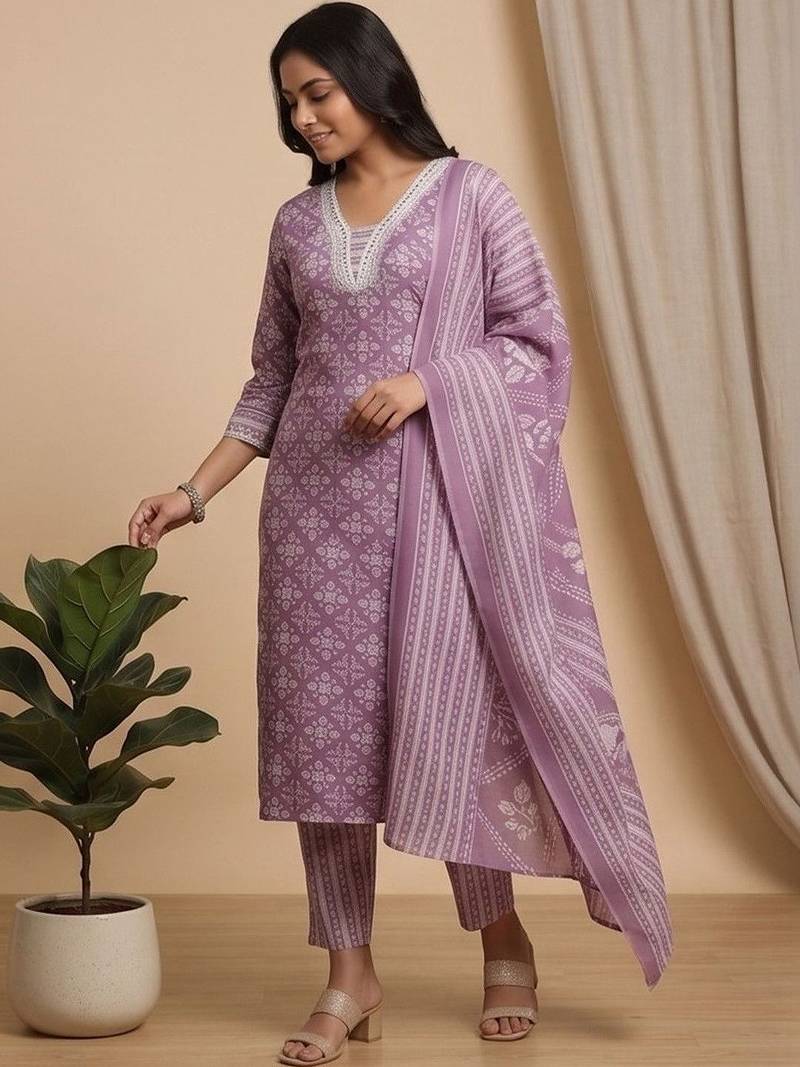 Women Ethnic Motifs Printed Regular Kurta with Trousers & With Dupatta