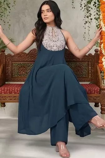 Women Ethnic Motifs Embroidered Panelled Thread Work Silk Georgette Kurta with Palazzos