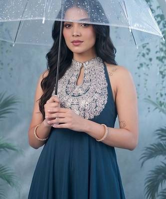 Women Ethnic Motifs Embroidered Panelled Thread Work Silk Georgette Kurta with Palazzos 5