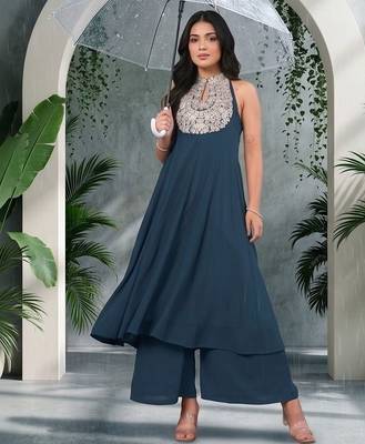 Women Ethnic Motifs Embroidered Panelled Thread Work Silk Georgette Kurta with Palazzos 6