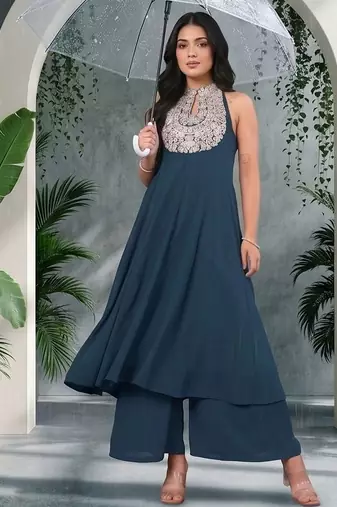 Women Ethnic Motifs Embroidered Panelled Thread Work Silk Georgette Kurta with Palazzos